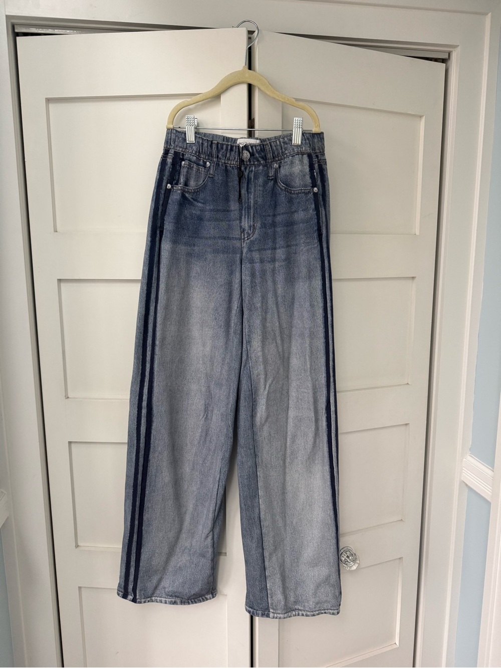 rag & bone Washed Light Blue Wide-Leg Track Jeans with Navy Side Stripes - Picture 4 of 4